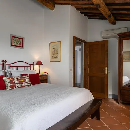 Villa Scandelaia 12, Emma Castelnuovo Berardenga